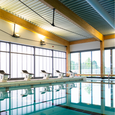 The starting boards used by swimmers at the side of the swimming pool